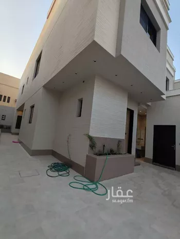 دور للبيع في شارع ابن البصري, حي الشفاء, مدينة الرياض, منطقة الرياض صورة 3