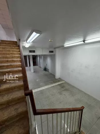 عمارة للإيجار في شارع محمد بن فهد, حي مدينة العمال, مدينة الدمام, المنطقة الشرقية صورة 5