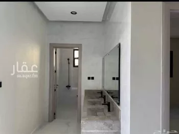 دور للبيع في شارع العام, حي السليمانية, مدينة بريده, منطقة القصيم صورة 4