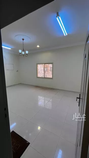 غرفة للإيجار في حي ، شارع عبدالرحمن ابن العوام ابن خلدون ، حي المزروع الثاني ، الهفوف‎ ، الاحساء