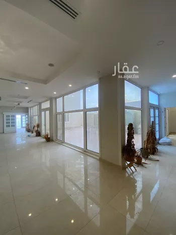 فيلا للبيع في شارع ابو عبيد, حي النهضة, مدينة الدمام, المنطقة الشرقية صورة 2