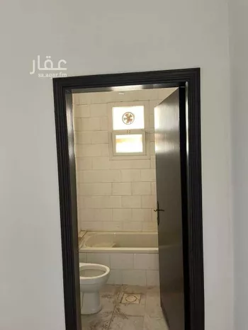 شقة للإيجار في شارع عبادة بن الصامت, حي الروضة, مدينة الرياض, منطقة الرياض صورة 4