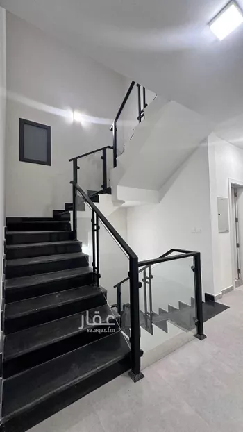 فيلا للإيجار في شارع الامير فيصل بن بندر بن عبدالعزيز الفرعي ، حي مطار الملك خالد الدولي ، الرياض ، منطقة الرياض صورة 3