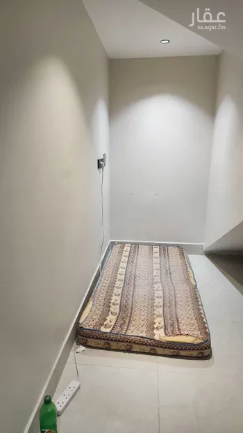 غرفة للإيجار في شارع عبدالله بن سويدة ، حي المعيزيلة ، الرياض ، منطقة الرياض