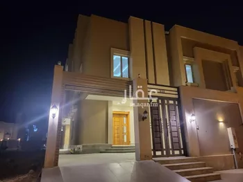 فيلا للإيجار في شارع أبي صادق القضاعي, حي الزمرد, مدينة جدة, منطقة مكة المكرمة