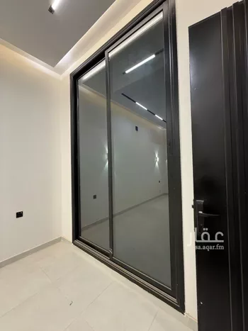 فيلا للإيجار في شارع عبدالغني مشرف, حي العوالي, مدينة الرياض, منطقة الرياض صورة 4