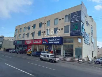 عمارة للإيجار في شارع صلاح الدين الايوبي, حي الظرفة, مدينة خميس مشيط, منطقة عسير