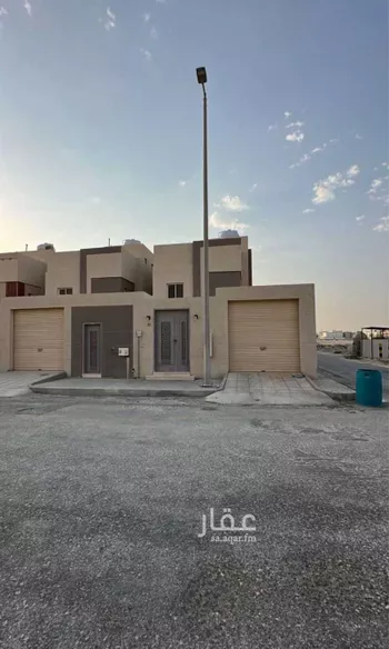 فيلا للإيجار في شارع الصدق, حي البحيرة, مدينة الخبر, المنطقة الشرقية