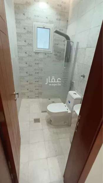 شقة للإيجار في شارع أحمد بن عبد الله الفرغاني, حي الصواري, مدينة جدة, منطقة مكة المكرمة صورة 3