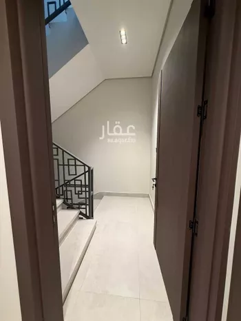دور للإيجار في شارع عمر بن احمد بن العديم, حي الصفاء, مدينة الرياض, منطقة الرياض صورة 4