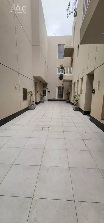 فيلا للإيجار في شارع زكريا الأنصاري, حي مطار الملك خالد الدولي, مدينة الرياض, منطقة الرياض صورة 2