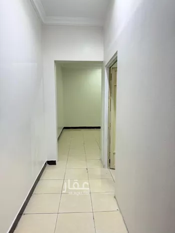 شقة للإيجار في شارع الثامن والعشرون, حي العزيزية, مدينة الدمام, المنطقة الشرقية صورة 2