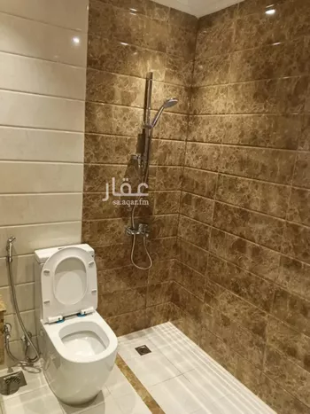 شقة للبيع في شارع ابن الشهاب, حي البندرية, مدينة الخبر, المنطقة الشرقية صورة 5