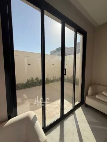 فيلا للإيجار في شارع عماد الدين بن النحاس, حي المهدية, مدينة الرياض, منطقة الرياض صورة 3