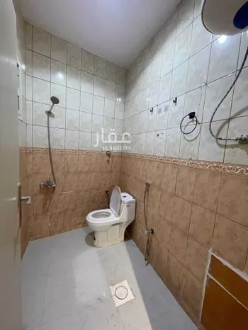 عمارة للإيجار في شارع عبدالملك بن محمد, حي السويدي, مدينة الرياض, منطقة الرياض صورة 5