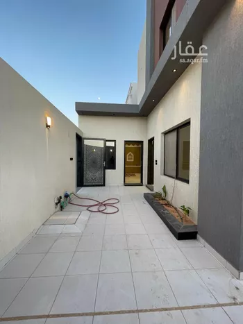 فيلا للبيع في شارع ابن ابرهيم الفقيه, حي الوهلان, مدينة عنيزه, منطقة القصيم صورة 4
