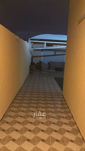 فيلا للبيع في شارع عبدالله سليمان السلمان, حي الشفاء, مدينة عنيزه, منطقة القصيم صورة 5