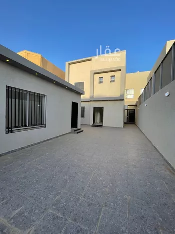 فيلا للبيع في شارع 20 م, حي الرمال, مدينة عنيزه, منطقة القصيم صورة 2