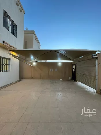 فيلا للبيع في شارع أبي الفتح الحريمي, حي الفاخرية, مدينة عنيزه, منطقة القصيم صورة 3