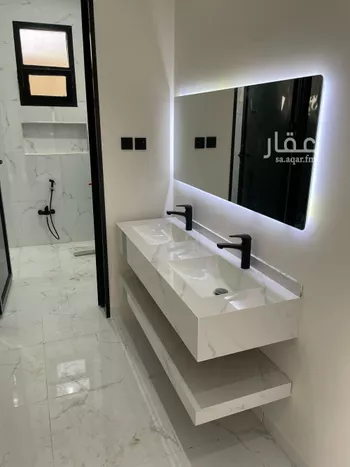 دور للبيع في شارع المشرق, حي الملك فهد, مدينة عنيزه, منطقة القصيم صورة 4