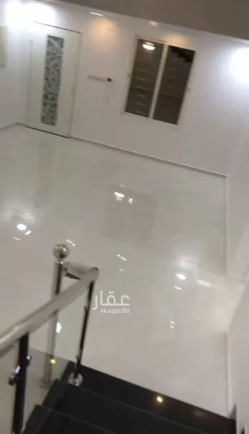 فيلا للبيع في شارع ابن غيث, حي الخالدية, مدينة عنيزه, منطقة القصيم صورة 4