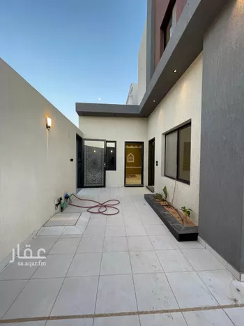 فيلا للبيع في حي الوهلان, مدينة عنيزه, منطقة القصيم صورة 3