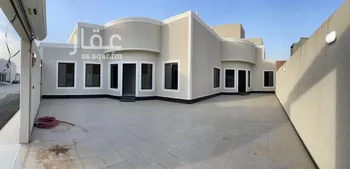 دور للبيع في شارع المشرق, حي الملك فهد, مدينة عنيزه, منطقة القصيم صورة 2