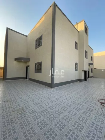 عمارة للبيع في حي الملك فهد, مدينة عنيزه, منطقة القصيم صورة 2