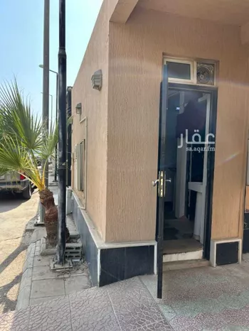 فيلا للإيجار في شارع الحسن بن محمد, حي السويدي الغربي, مدينة الرياض, منطقة الرياض صورة 4