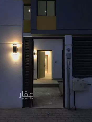 فيلا للإيجار في شارع المسلم بن سعيد ، حي مطار الملك خالد الدولي ، الرياض ، منطقة الرياض صورة 2
