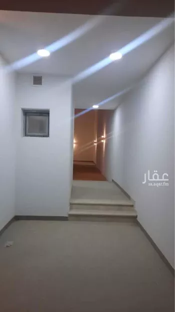 فيلا للإيجار في شارع 33454, حي مطار الملك خالد الدولي, مدينة الرياض, منطقة الرياض صورة 4