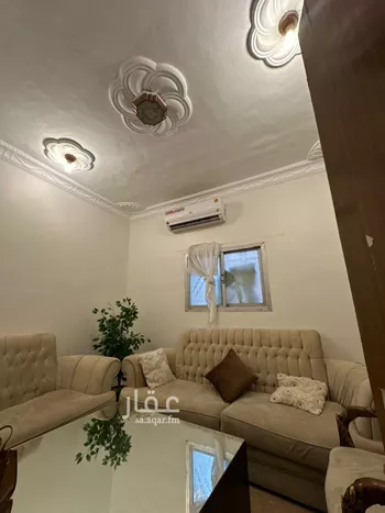 فيلا للبيع في شارع شارع معاذ بن جبل, حي المرقب, مدينة الخبراء والسحابين, منطقة القصيم صورة 3