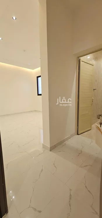 شقة للبيع في شارع محمد بن عوجان, حي الحزم, مدينة الرياض, منطقة الرياض صورة 3