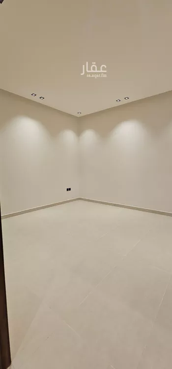دور للبيع في شارع لقاح, حي عكاظ, مدينة الرياض, منطقة الرياض صورة 3