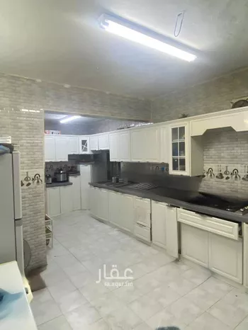 فيلا للبيع في شارع البرادي, حي النسيم الغربي, مدينة الرياض, منطقة الرياض صورة 3