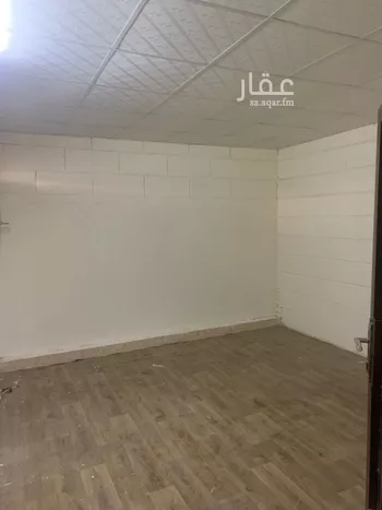 عمارة للإيجار في شارع كراتشي, حي الملك فيصل, مدينة الرياض, منطقة الرياض صورة 2