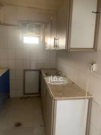 عمارة للإيجار في شارع كراتشي, حي الملك فيصل, مدينة الرياض, منطقة الرياض صورة 4