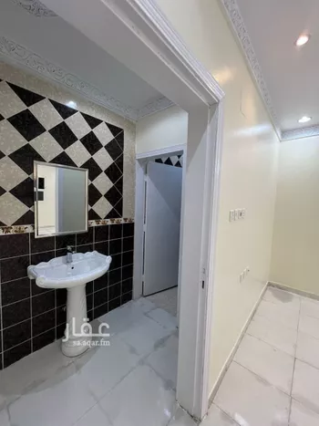 دور للإيجار في شارع خلوف, حي بدر, مدينة الرياض, منطقة الرياض صورة 2