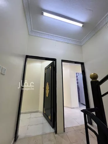 دور للإيجار في شارع خلوف, حي بدر, مدينة الرياض, منطقة الرياض صورة 3