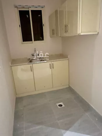 عمارة للإيجار في شارع سلطان بن نمر, حي الرمال, مدينة الرياض, منطقة الرياض صورة 2