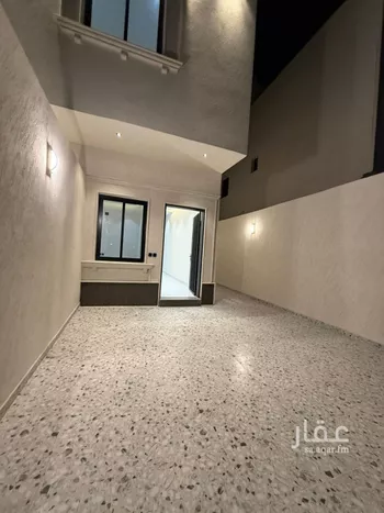 دور للبيع في شارع شيبان بن أبي شيبة, حي الرمال, مدينة الرياض, منطقة الرياض صورة 2