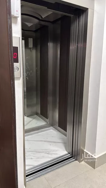 عمارة للبيع في شارع حسن البصنوي, حي المنار, مدينة جدة, منطقة مكة المكرمة صورة 2