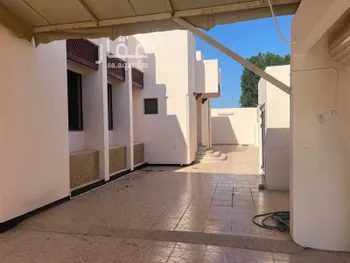 فيلا للبيع في شارع شــارع اليـرمـوك 5, مدينة مدينه الجبيل الصناعيه, المنطقة الشرقية صورة 4