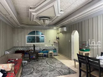 عمارة للبيع في شارع عثمان النحوي, حي الزهور, مدينة الدمام, المنطقة الشرقية صورة 3
