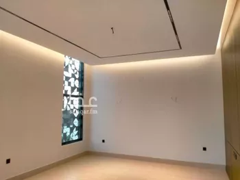 فيلا للبيع في شارع أبي عروة, حي المهدية, مدينة الرياض, منطقة الرياض صورة 3