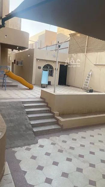 فيلا للبيع في شارع نهاوند, حي الزهرة, مدينة الرياض, منطقة الرياض صورة 5