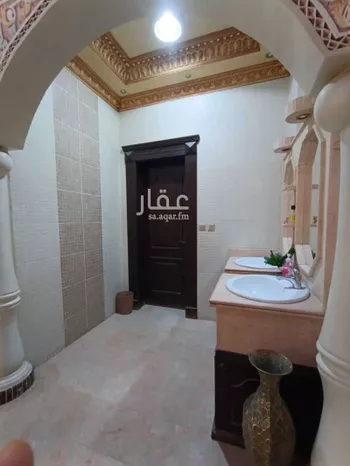 فيلا للبيع في شارع أبي بدية, حي السعادة, مدينة الرياض, منطقة الرياض صورة 4