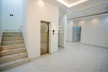 فيلا للبيع في شارع الجميل ابن حاتم, حي ظهرة لبن, مدينة الرياض, منطقة الرياض صورة 5