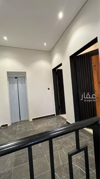 دور للبيع في شارع عبدالله بن بكر كمال, حي العوالي, مدينة الرياض, منطقة الرياض صورة 2