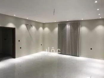 فيلا للإيجار في شارع عبدالله ذهلان ، حي البحيرات ، جدة ، جدة صورة 5